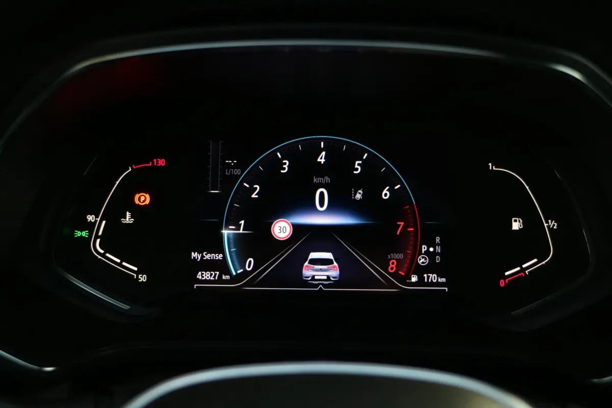 Captur 1.3 TCe 155 Intens | Automaat! | Trekhaak! | Camera |