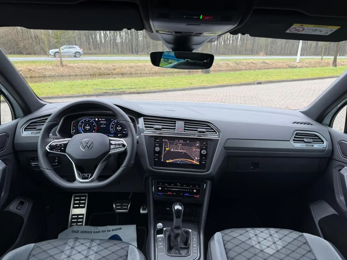 Tiguan 1.5 TSI R-Line BOVAG GARANTIE CARPLAY/NAVI/KEYLESS