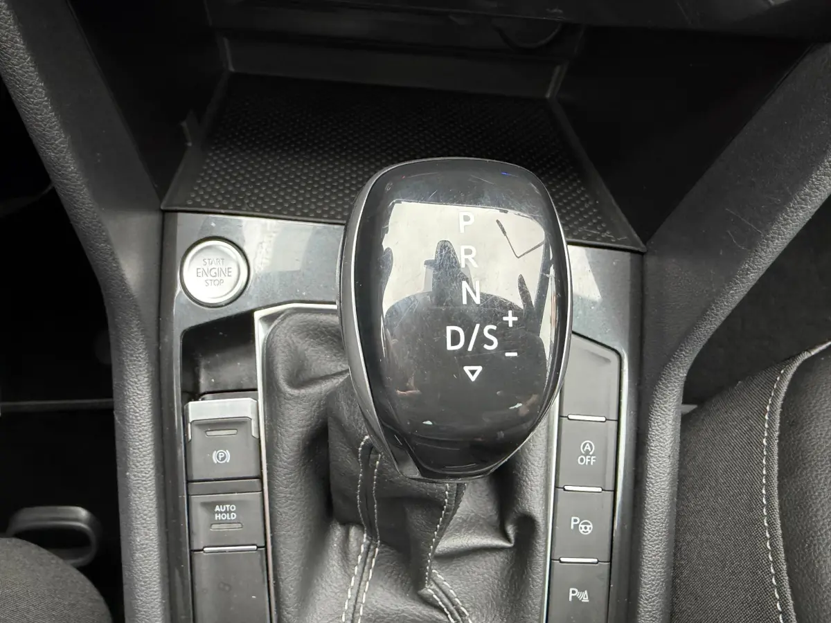 Tiguan 1.5 TSI R-Line BOVAG GARANTIE CARPLAY/NAVI/KEYLESS