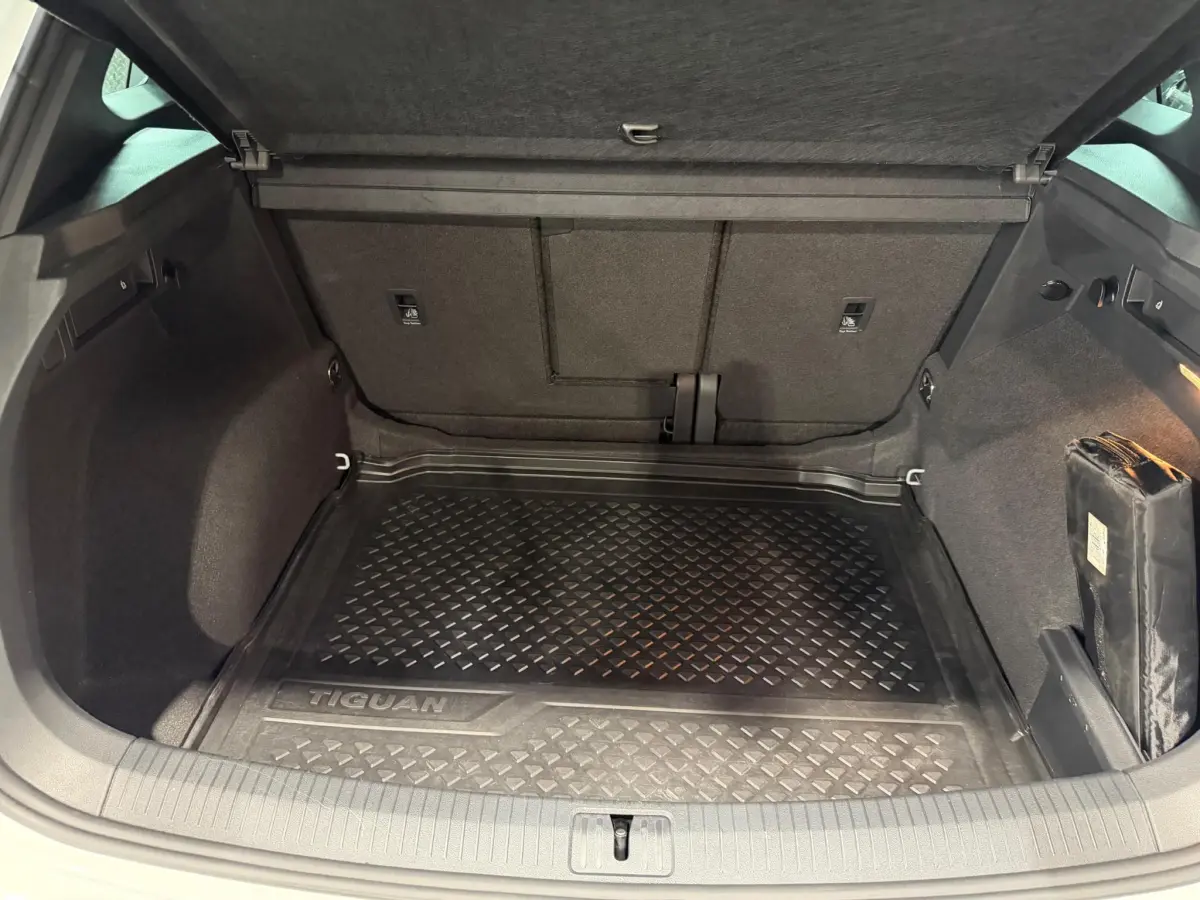 Tiguan 1.5 TSI R-Line BOVAG GARANTIE CARPLAY/NAVI/KEYLESS