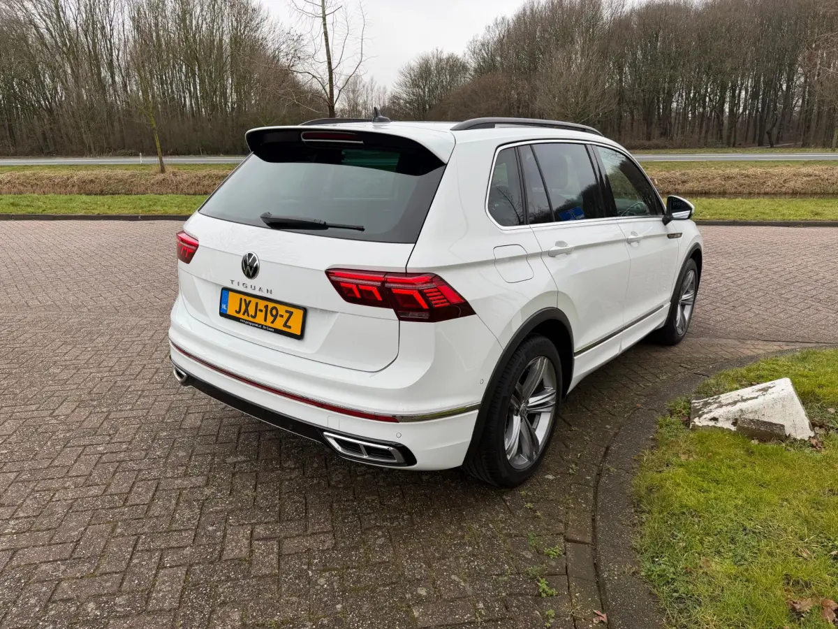 Tiguan 1.5 TSI R-Line BOVAG GARANTIE CARPLAY/NAVI/KEYLESS