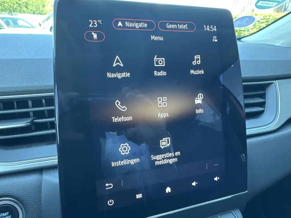 Captur 1.6 E-Tech Plug-in Hybrid 160 Intens Camera, P-sensoren voor, Navigatie, Apple/Android Auto