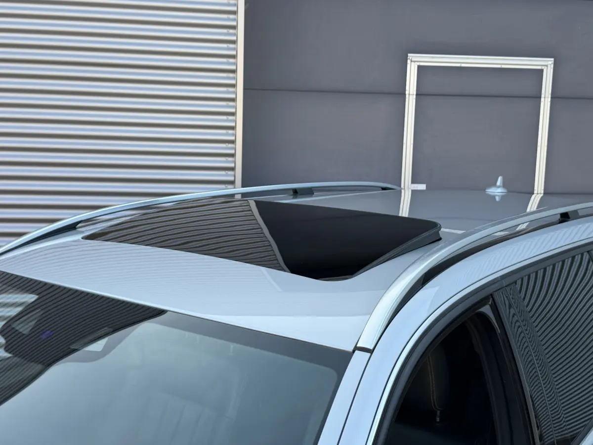 E-Klasse Estate 300 BlueTEC HYBRID Prestige Avantgarde AMG I Aut. I Leder I Schuifdak I Navi