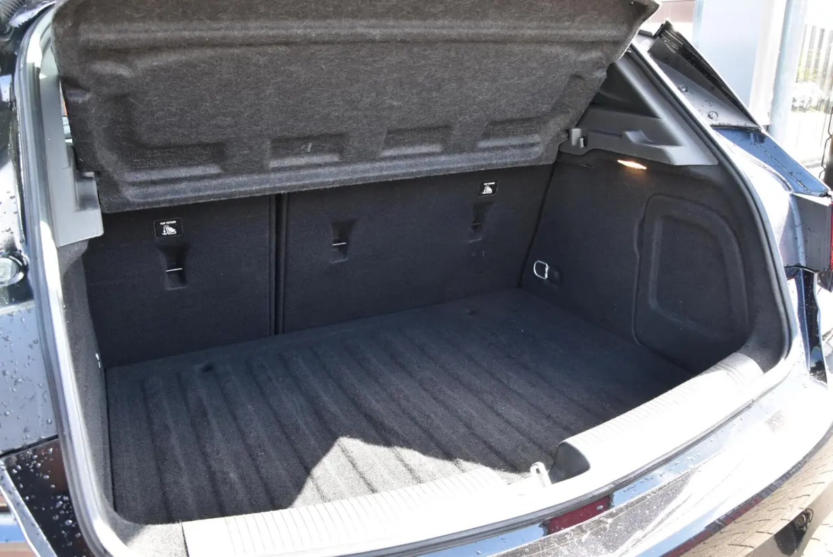 Astra 1.2 Business Edition | Carplay | Cruise | Trekhaak |