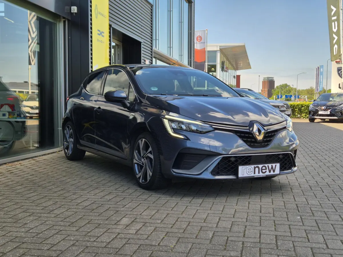Clio 1.6 E-Tech Hybrid 140 R.S. Line Camera, Navigatie, All Season banden, Sportinterieur, Apple/Android