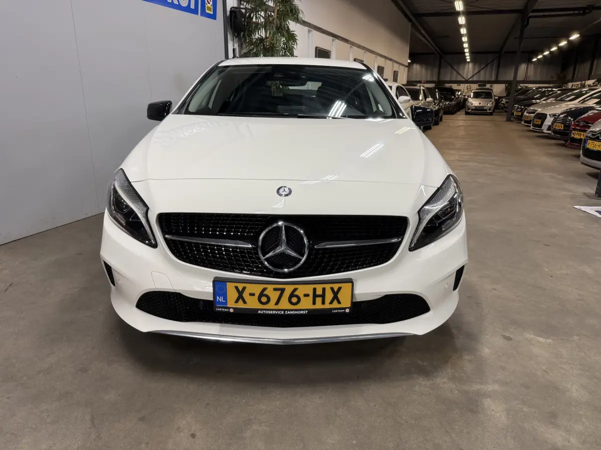 A-Klasse 180 Ambition // 17 inch // Stoelverw. // Navi