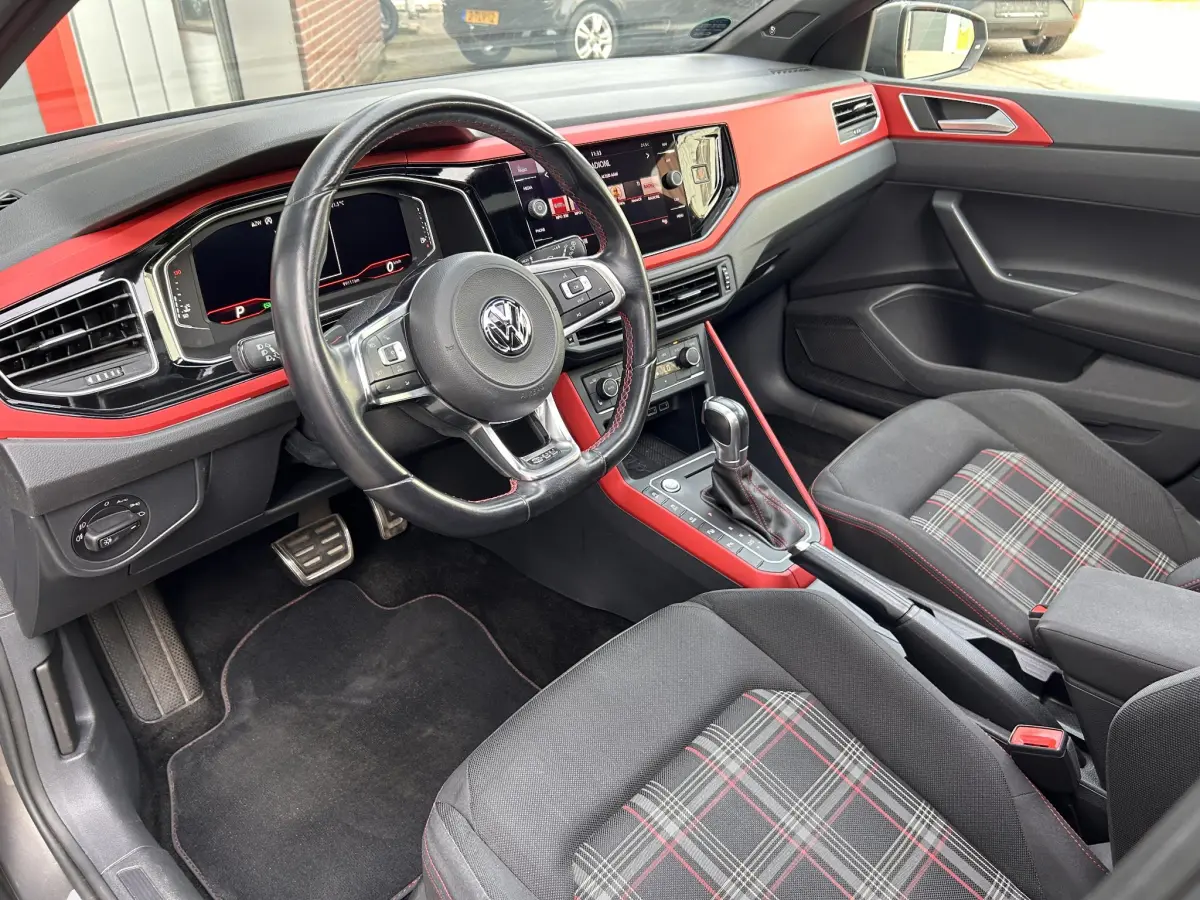 Polo 2.0 TSI GTI | Beats | Pano | LED | Virtual | Camera | Keyless |