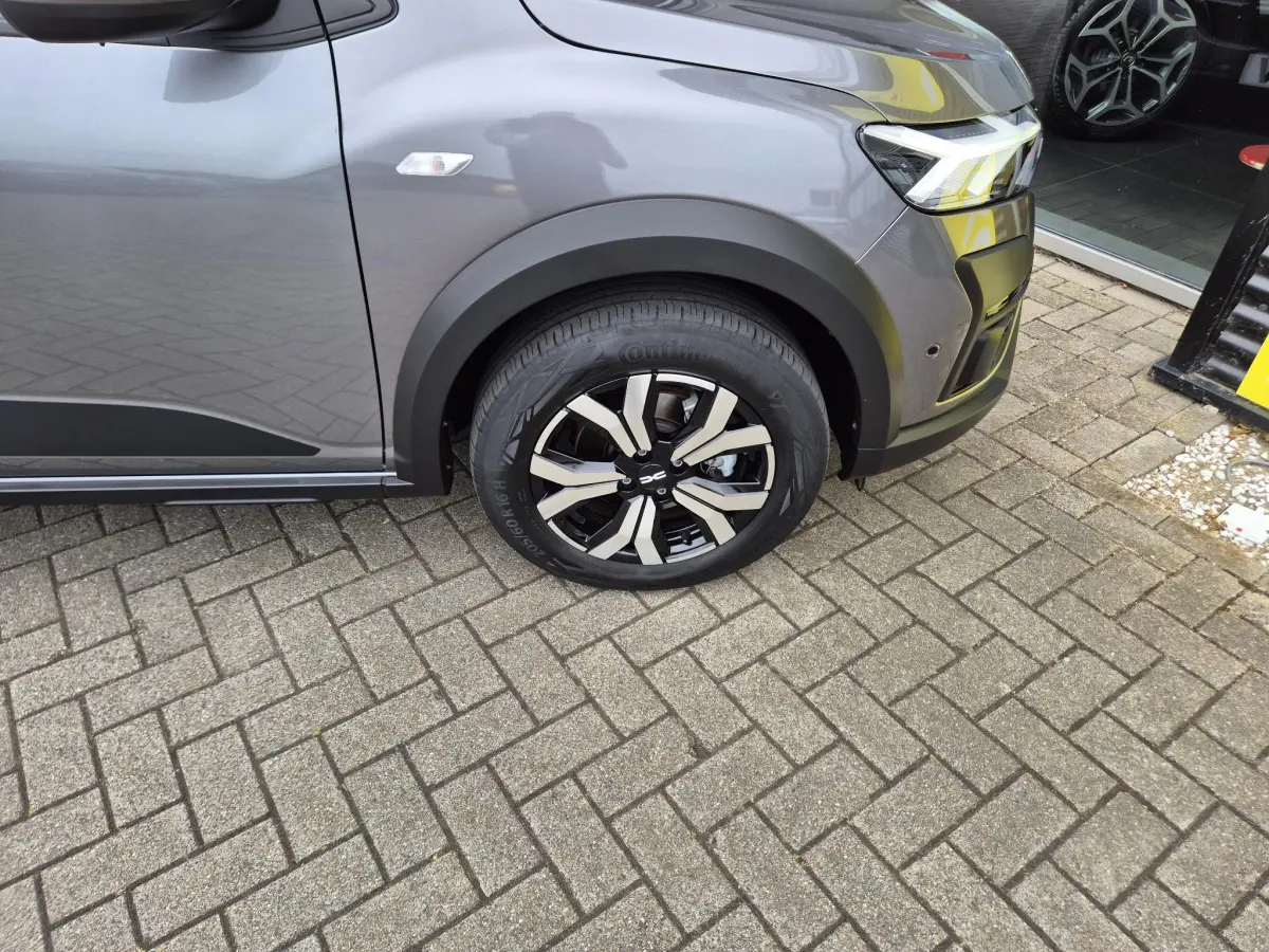Jogger 1.6 Hybrid 140 Expression 7p. Camera, Navi, Apple/Android Auto, All Season banden, Climate Control