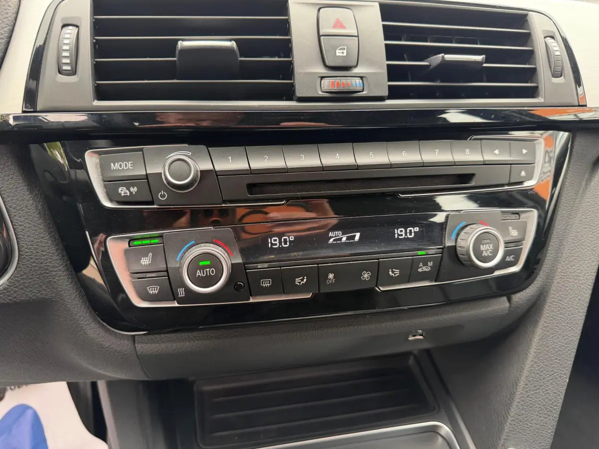 3 Serie Touring 325d M Sport NAVI/KEYLESS/HARMAN/KARDON