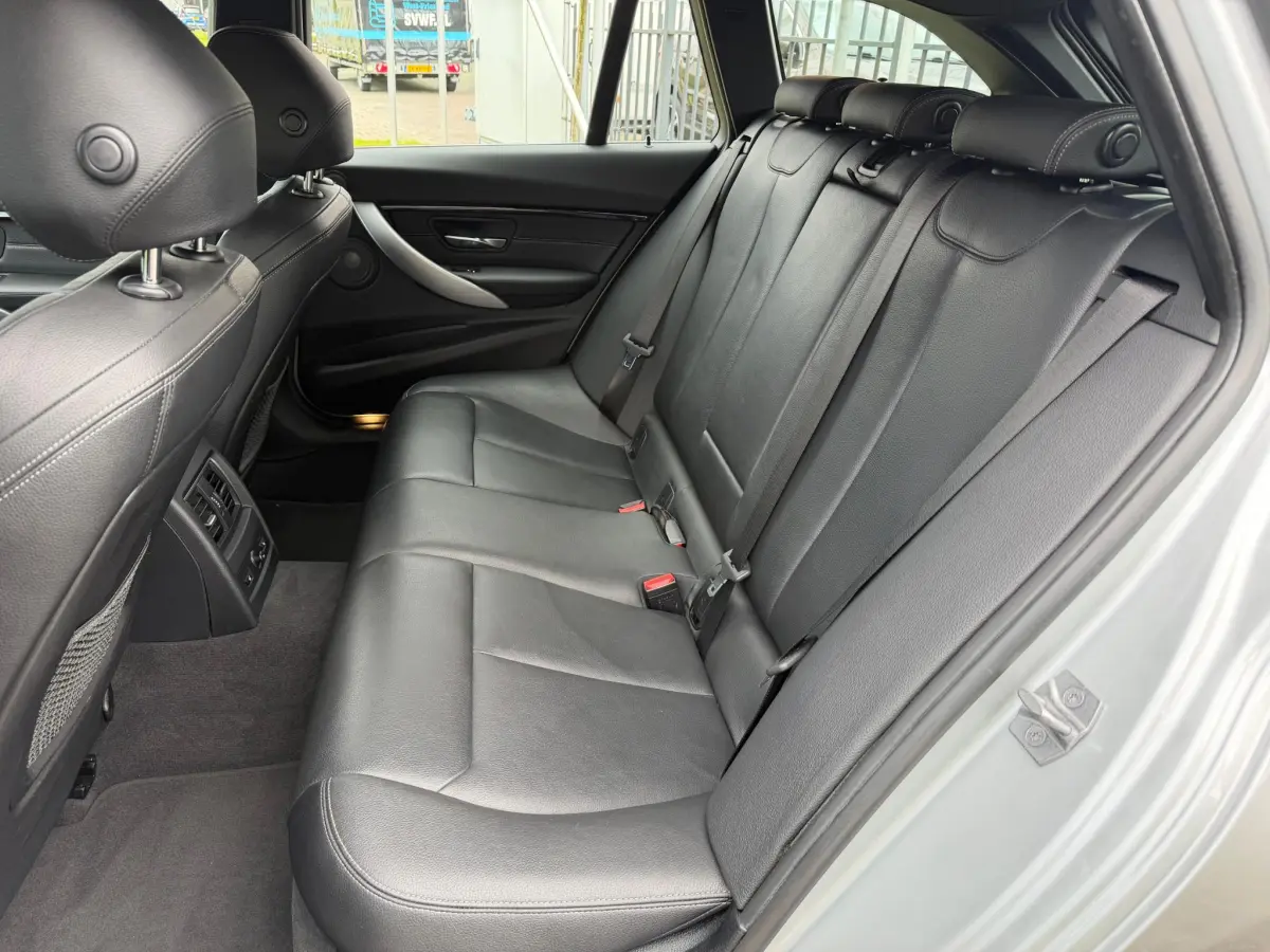 3 Serie Touring 325d M Sport NAVI/KEYLESS/HARMAN/KARDON