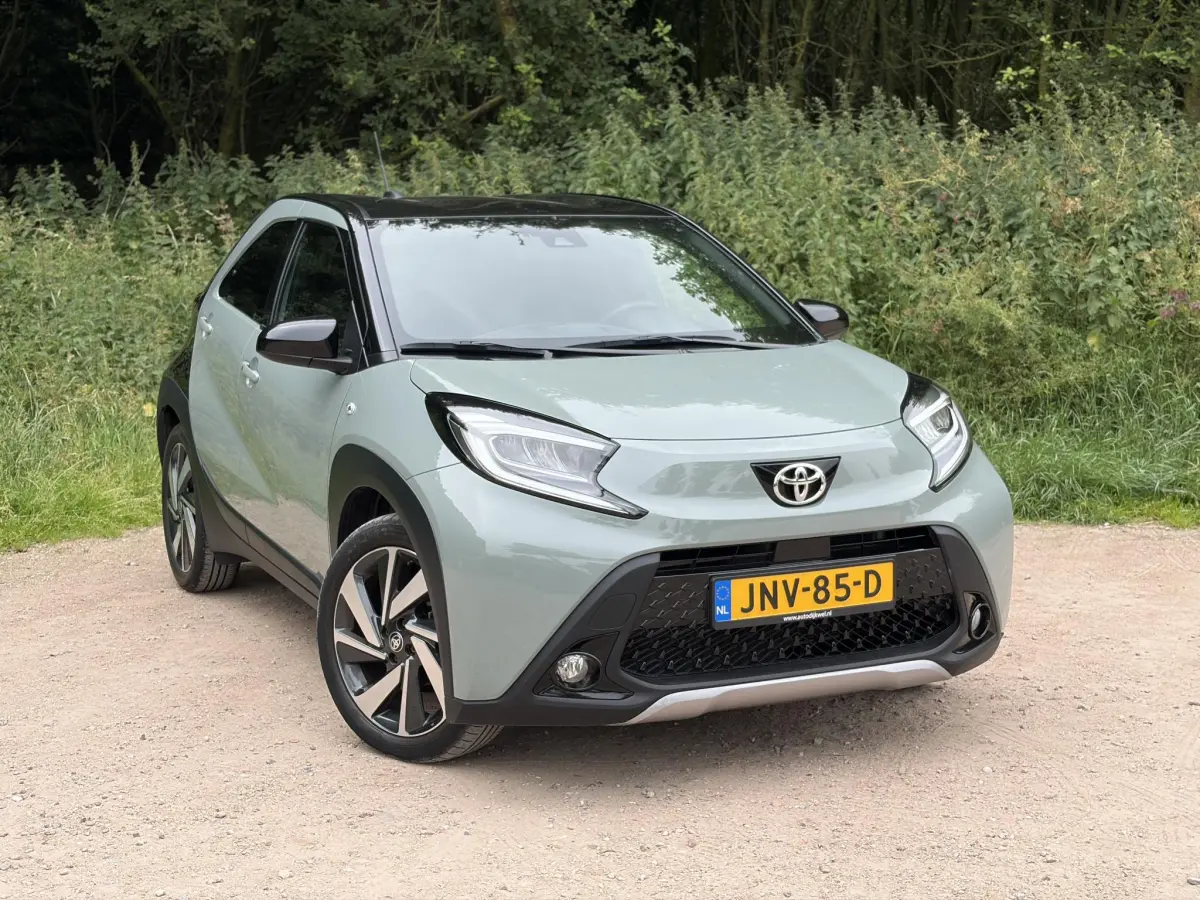 Aygo X 1.0 VVT-i S-CVT Premium Design Pack/Adaptive cruise/Clima/VOL!