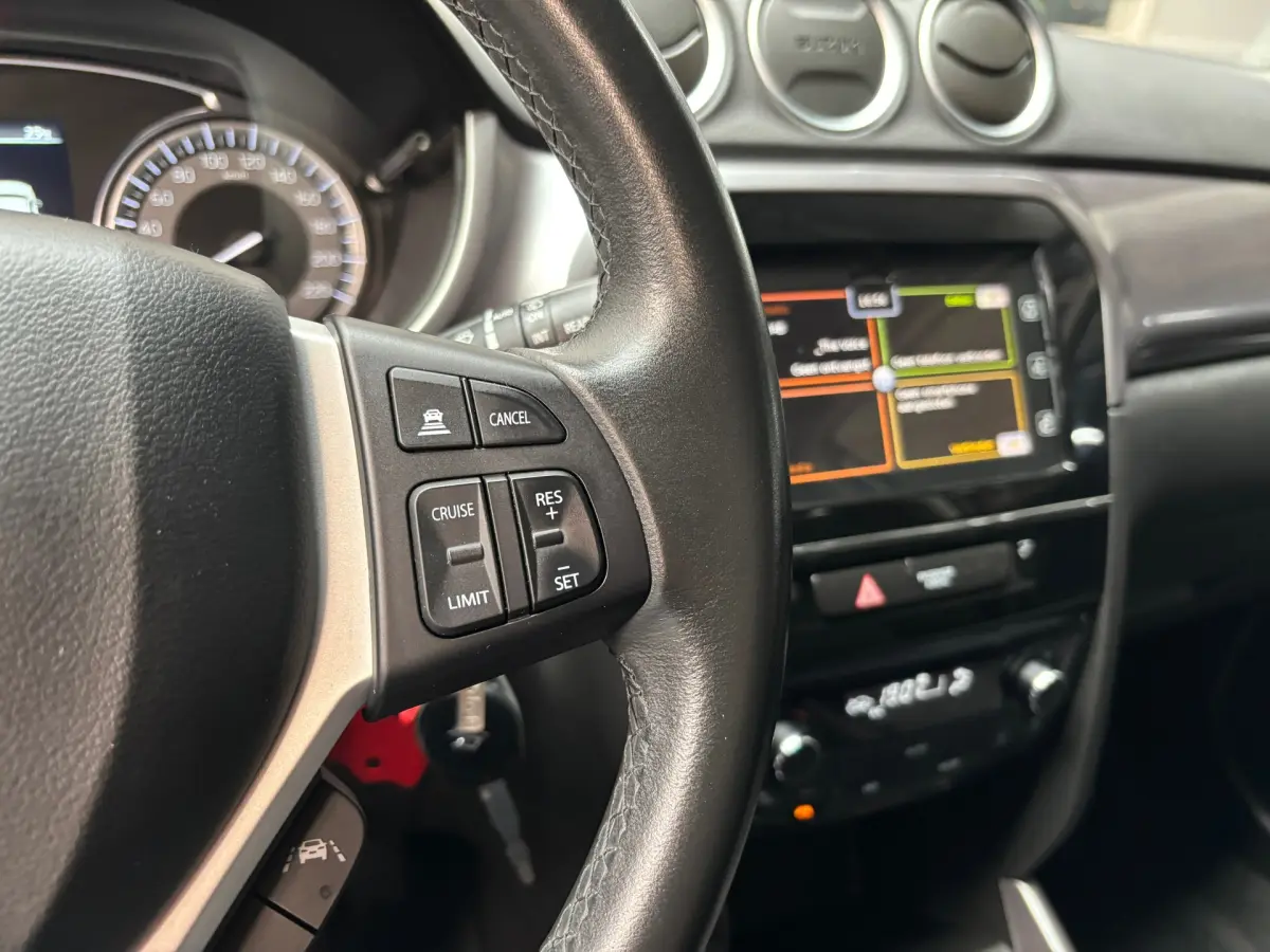 Vitara 1.4 Boosterjet Comfort Smart Hybrid /Camera / Navi