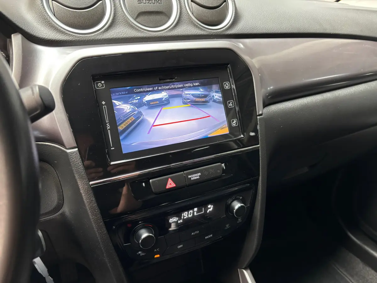 Vitara 1.4 Boosterjet Comfort Smart Hybrid /Camera / Navi