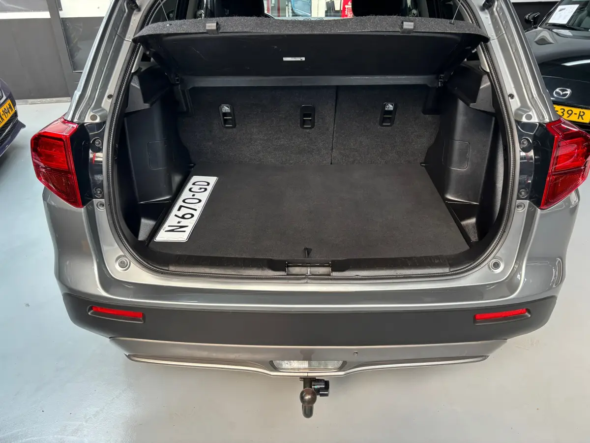 Vitara 1.4 Boosterjet Select Smart Hybrid / Navi / Stoelverwarming