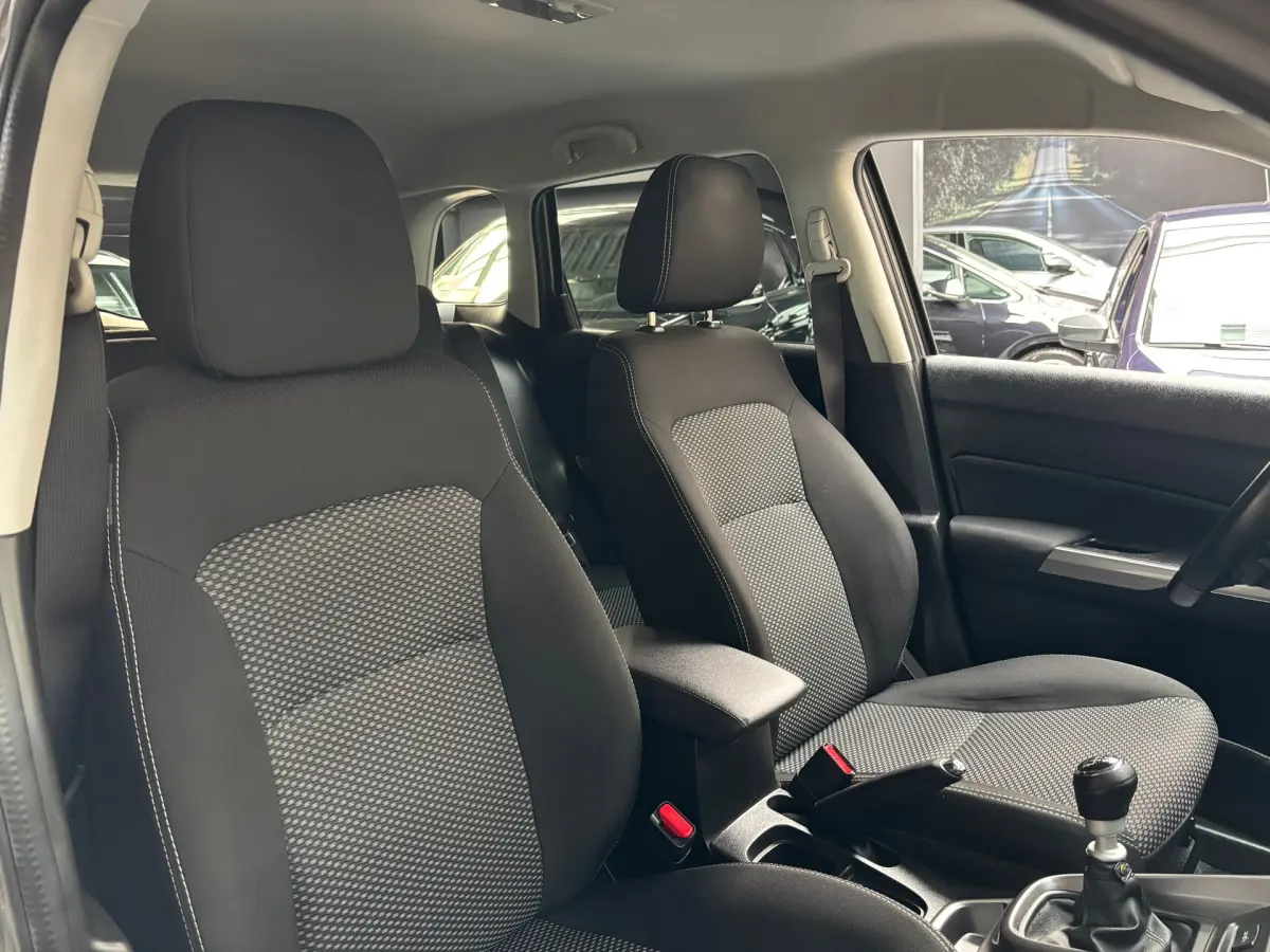 Vitara 1.4 Boosterjet Select Smart Hybrid / Navi / Stoelverwarming