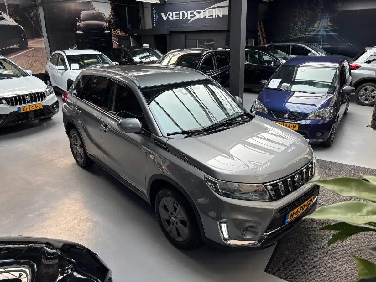 Vitara 1.4 Boosterjet Select Smart Hybrid / Navi / Stoelverwarming
