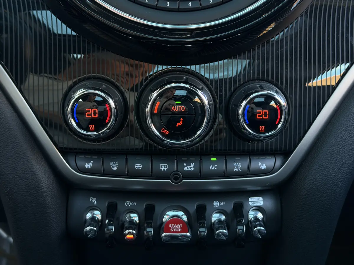 Countryman 2.0 John Cooper Works ALL4 Chili I Aut. I 306 PK I Leder I Pano.dak I Carplay I ACC