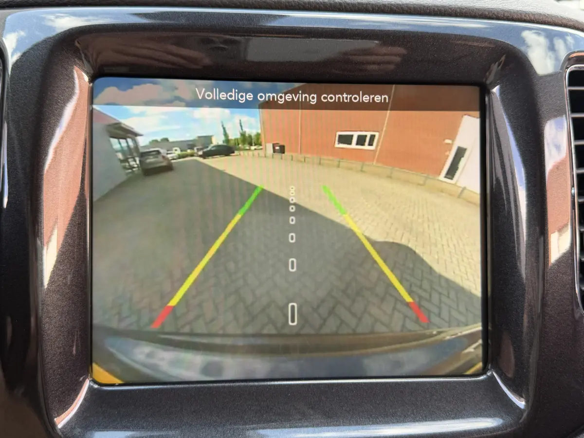 Compass 4xe 240 Plug-in Hybrid Electric Trailhawk I Aut. I Leder I Camera