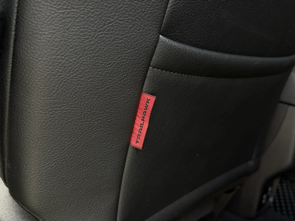 Compass 4xe 240 Plug-in Hybrid Electric Trailhawk I Aut. I Leder I Camera