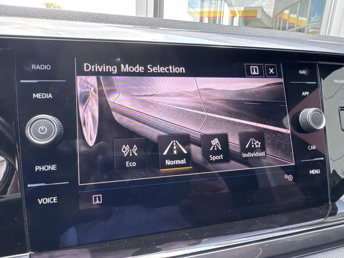 Polo 1.0 TSI Highline Business R-line | Digitale cockpit | PDC v+a