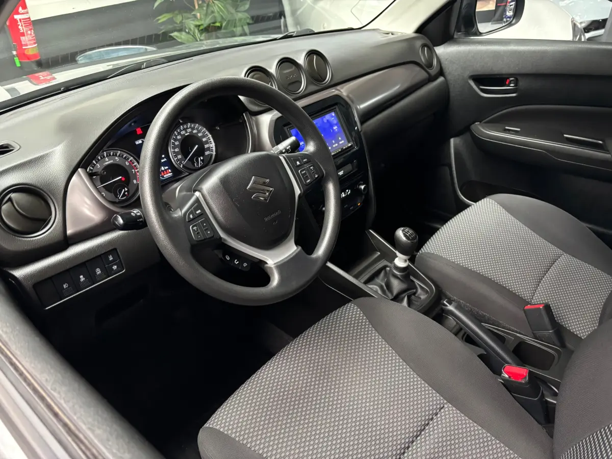 Vitara 1.4 Boosterjet Comfort Smart Hybrid / Camera