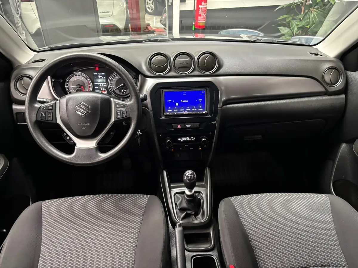 Vitara 1.4 Boosterjet Comfort Smart Hybrid / Camera