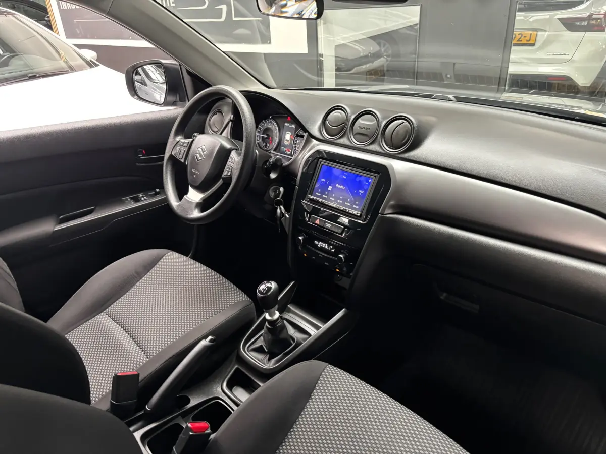 Vitara 1.4 Boosterjet Comfort Smart Hybrid / Camera