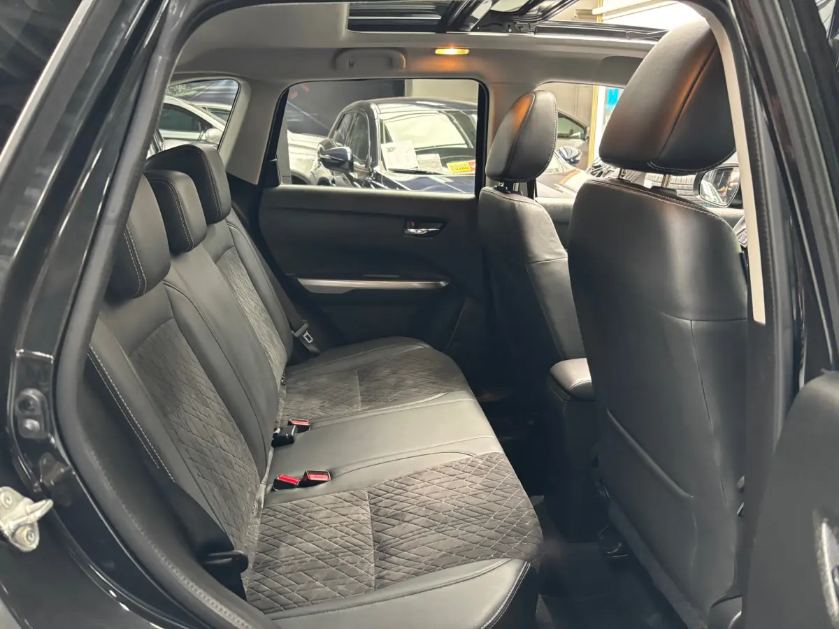 Vitara 1.0 Boosterjet Stijl