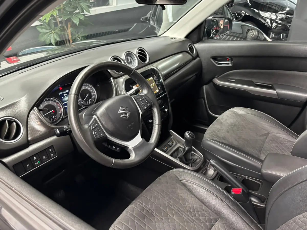 Vitara 1.0 Boosterjet Stijl