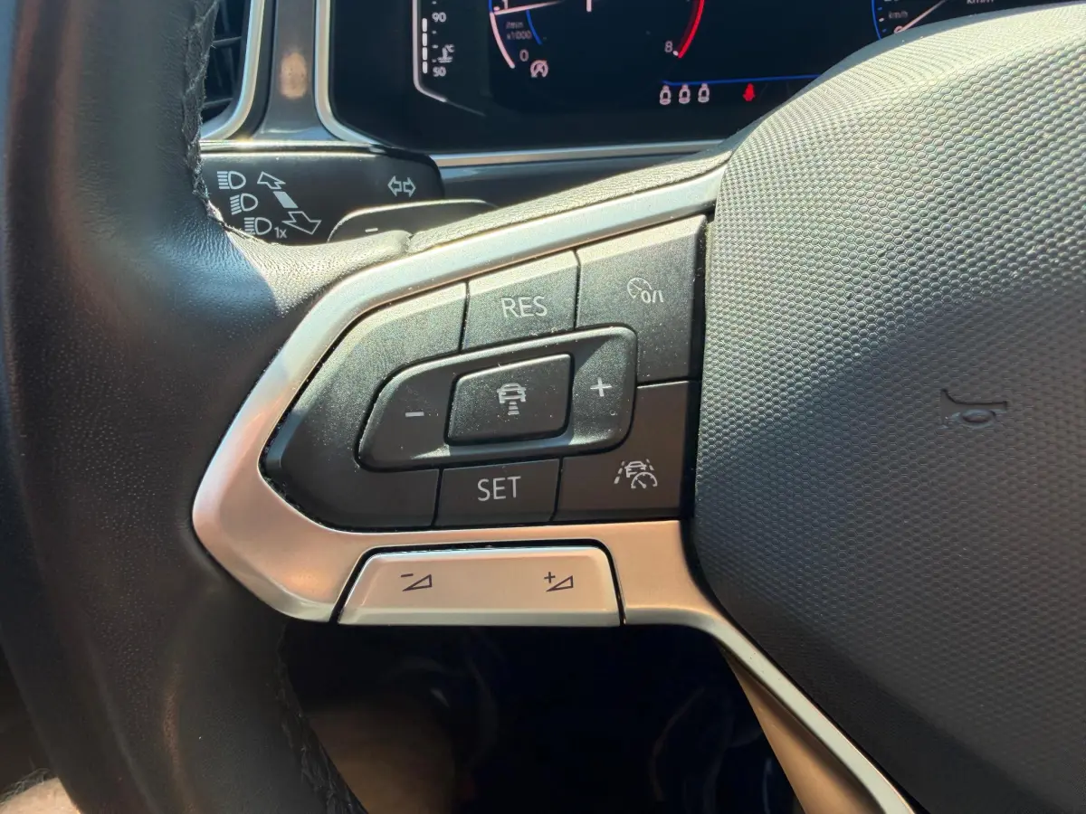 T-Roc 1.5 TSI R-Line BOVAG GARANTIE ACC/CARPLAY/CAMERA