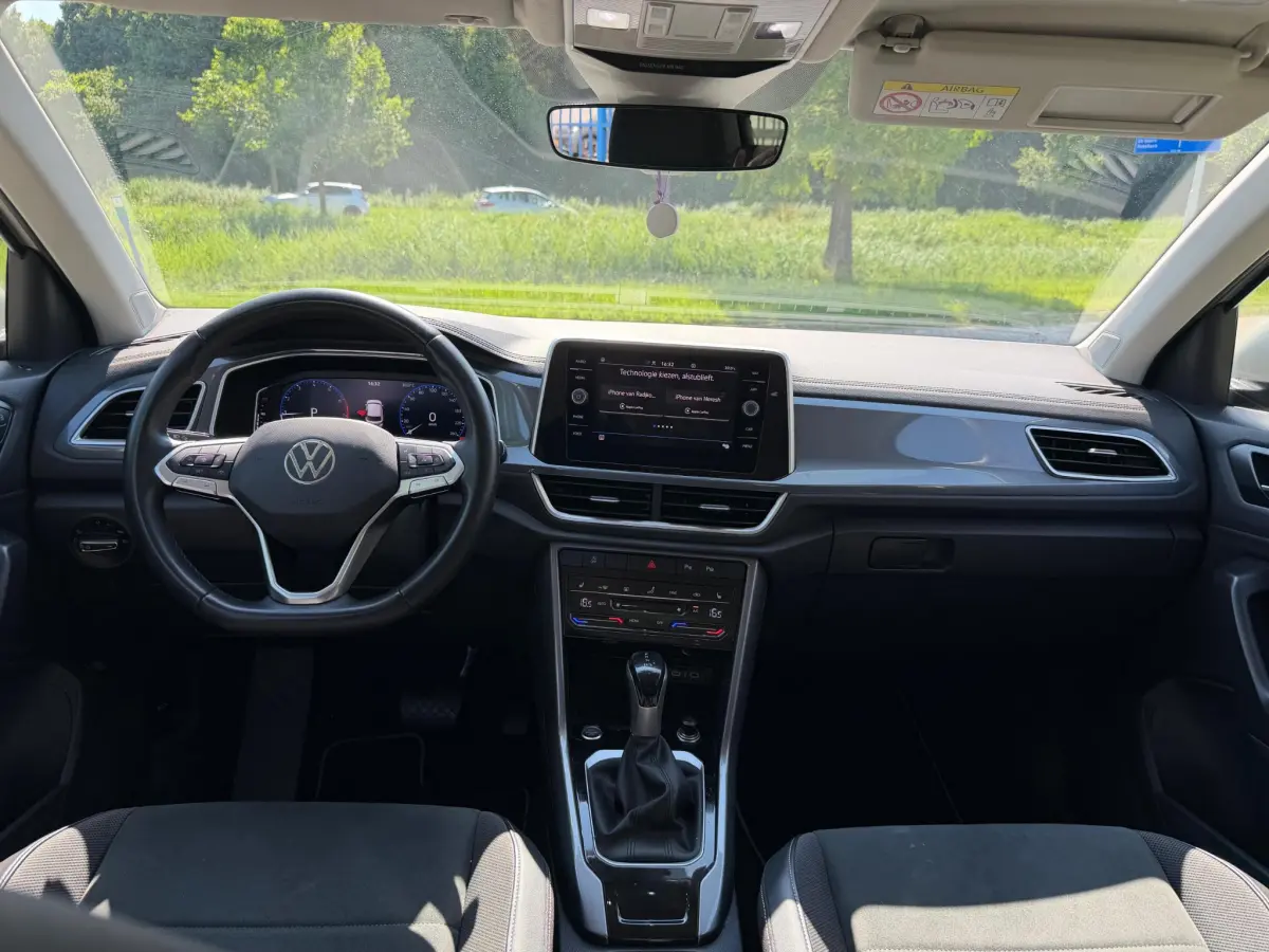 T-Roc 1.5 TSI R-Line BOVAG GARANTIE ACC/CARPLAY/CAMERA