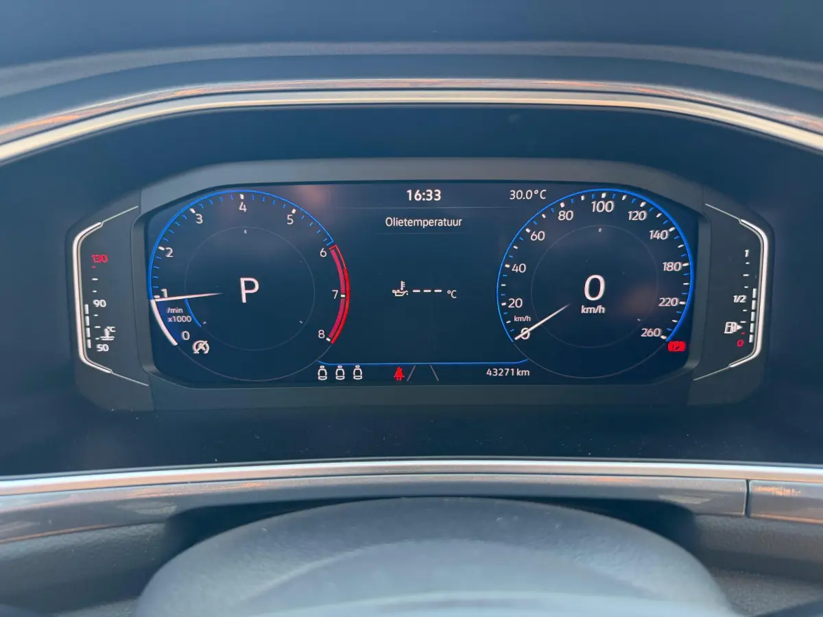 T-Roc 1.5 TSI R-Line BOVAG GARANTIE ACC/CARPLAY/CAMERA
