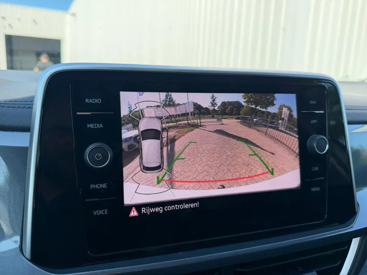 T-Roc 1.5 TSI R-Line BOVAG GARANTIE ACC/CARPLAY/CAMERA