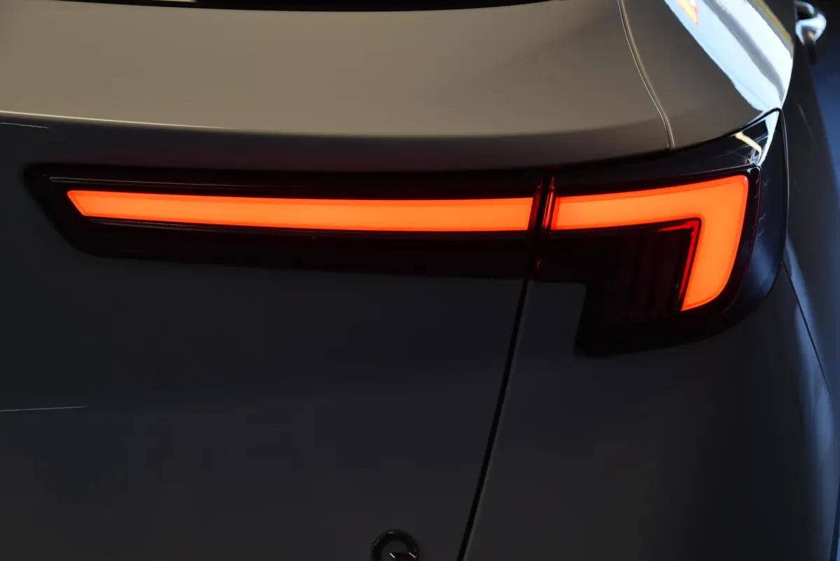 Mokka-e Business Elegance 50-kWh 11kw bl.