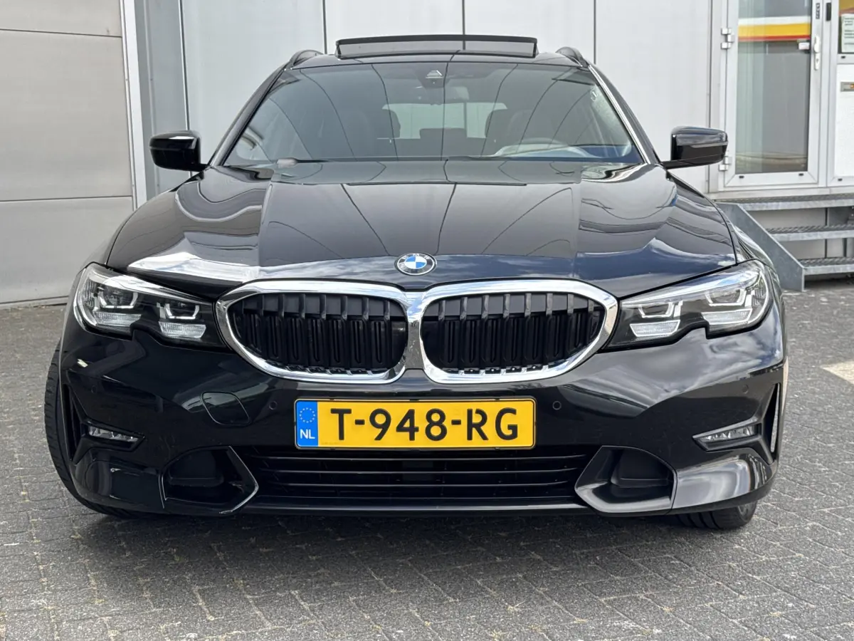 3 Serie Touring 330e Sportline | Panodak | Plug-In Hybrid