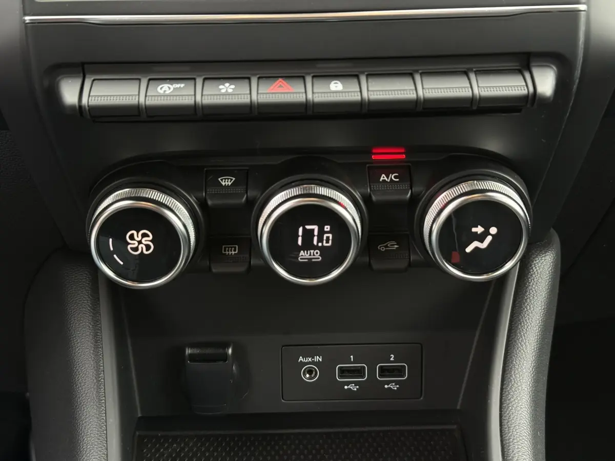 Captur 1.0 TCe 100 Intens SideBars | Carplay | Camera