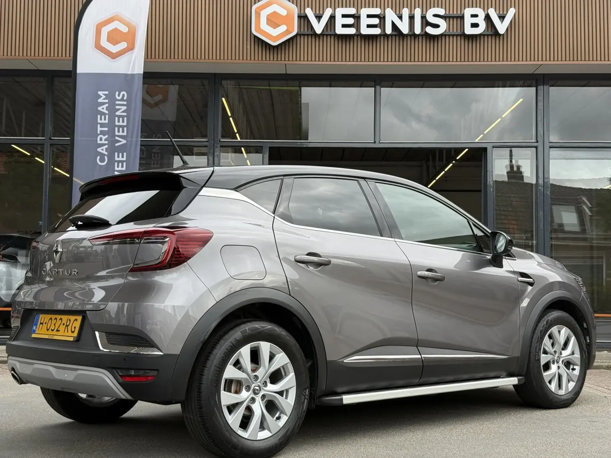 Captur 1.0 TCe 100 Intens SideBars | Carplay | Camera