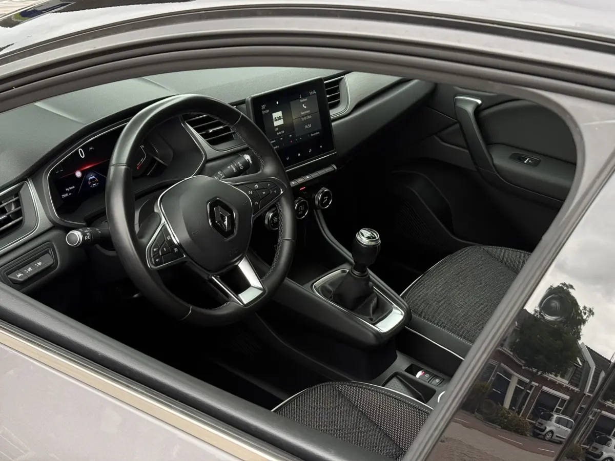 Captur 1.0 TCe 100 Intens SideBars | Carplay | Camera