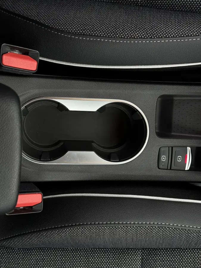 Captur 1.0 TCe 100 Intens SideBars | Carplay | Camera