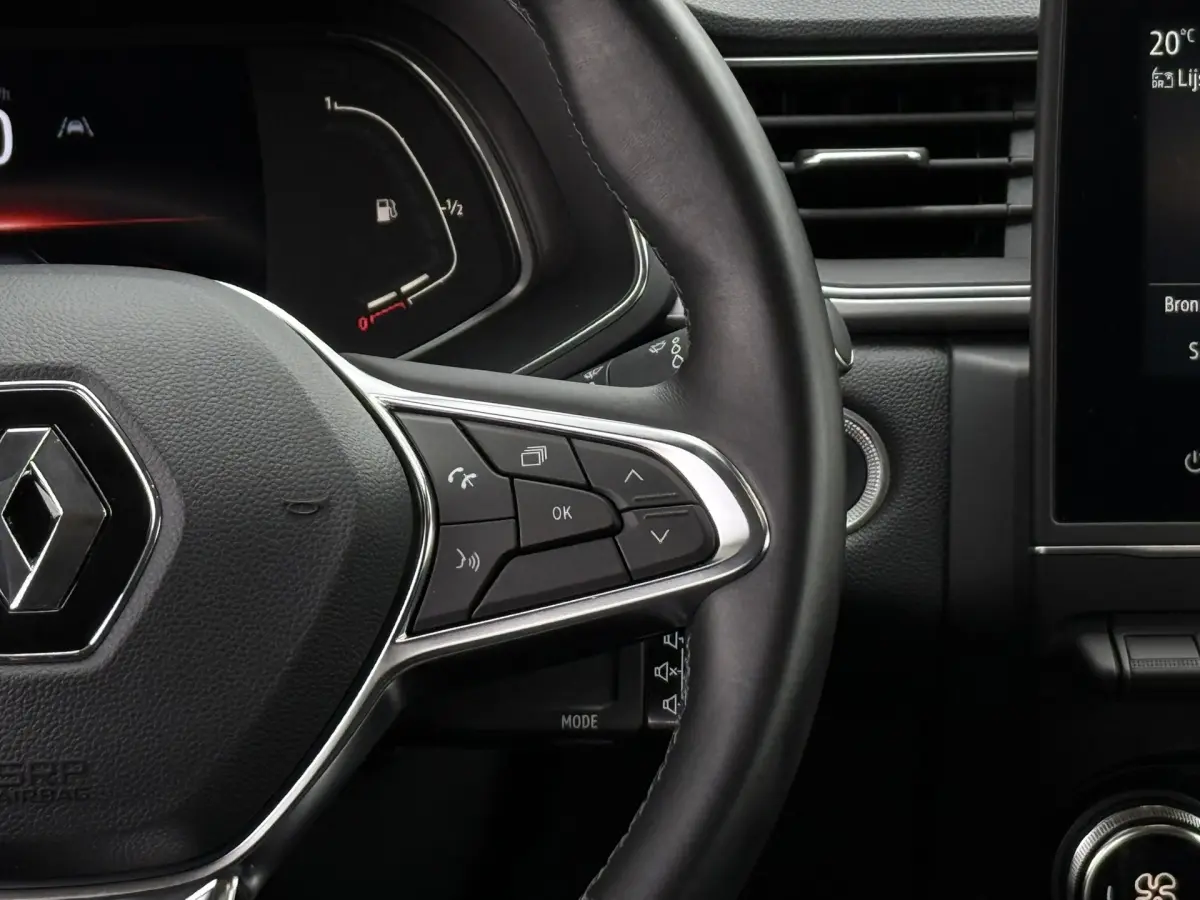 Captur 1.0 TCe 100 Intens SideBars | Carplay | Camera