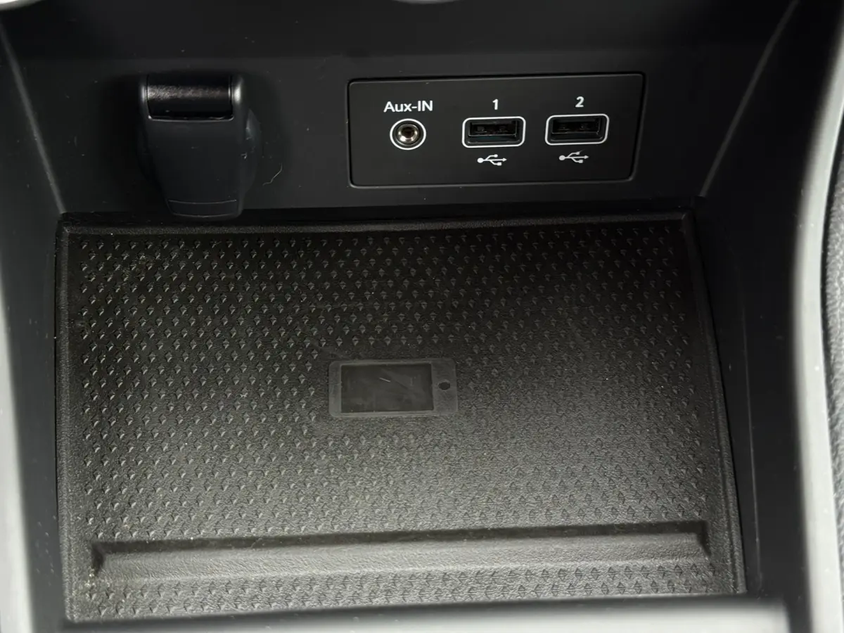 Captur 1.0 TCe 100 Intens SideBars | Carplay | Camera