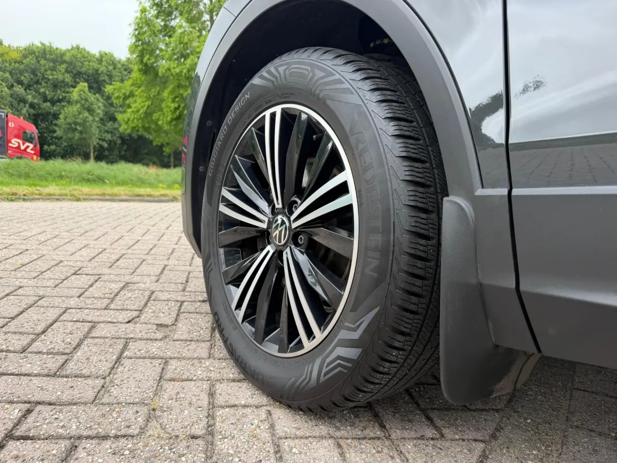 Tiguan 1.5 TSI BOVAG GARANTIE CAMERA/TREKHAAK/CARPLAY