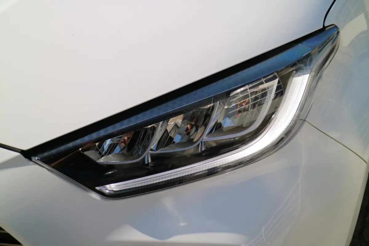 Yaris 1.5 Hybrid GR Sport | Automaat! | Blindspot | Carplay! |