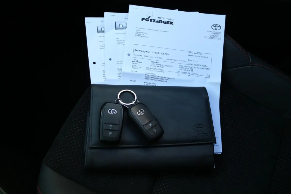 Yaris 1.5 Hybrid GR Sport | Automaat! | Blindspot | Carplay! |