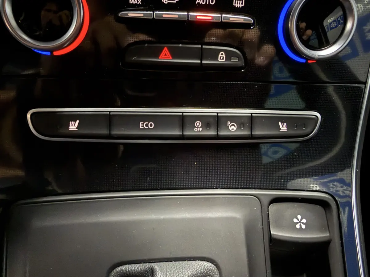 Scénic 1.3 TCe Bose // Led koplampen // Camera // Carplay