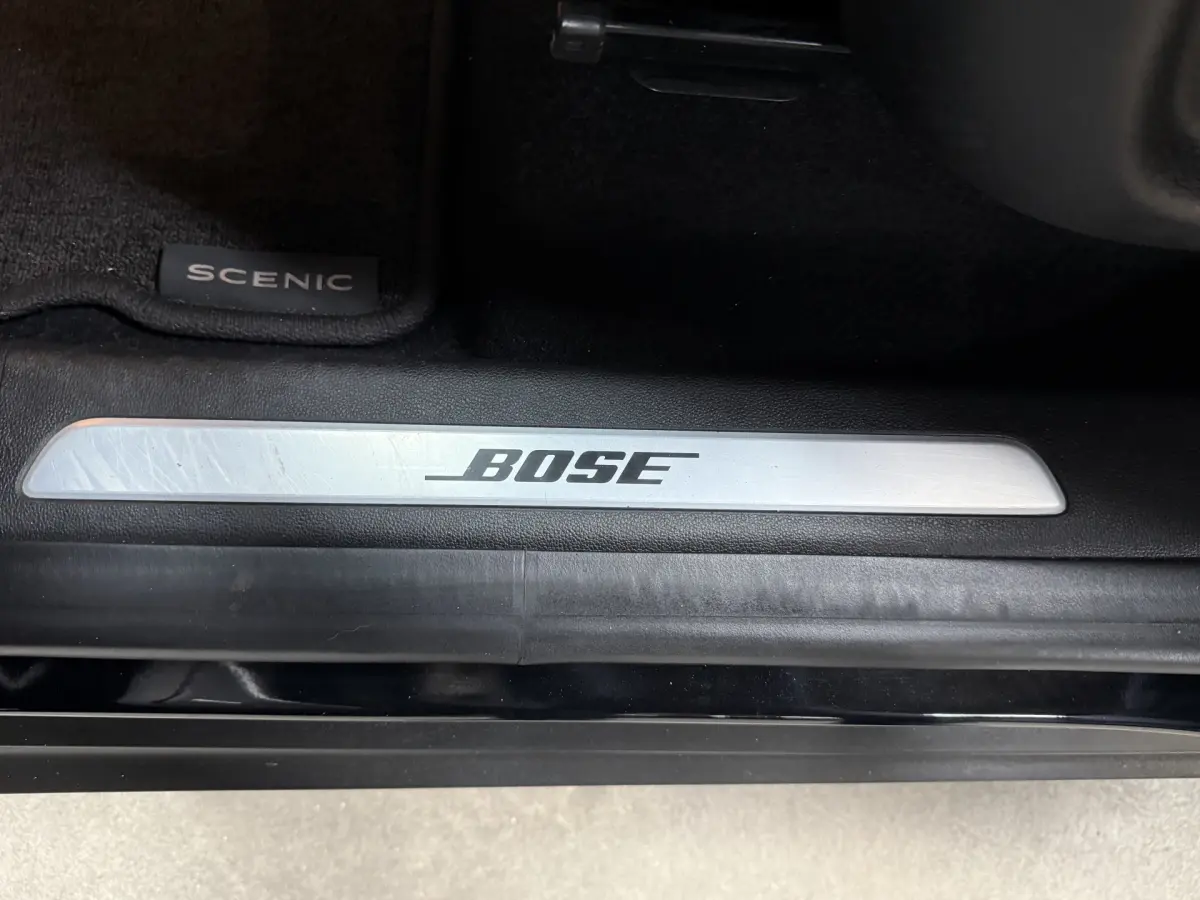 Scénic 1.3 TCe Bose // Led koplampen // Camera // Carplay