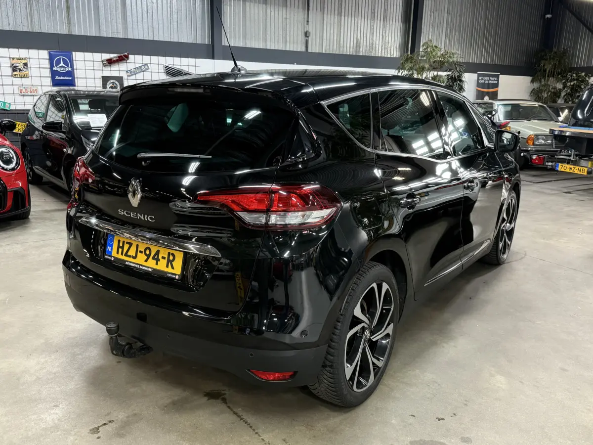 Scénic 1.3 TCe Bose // Led koplampen // Camera // Carplay