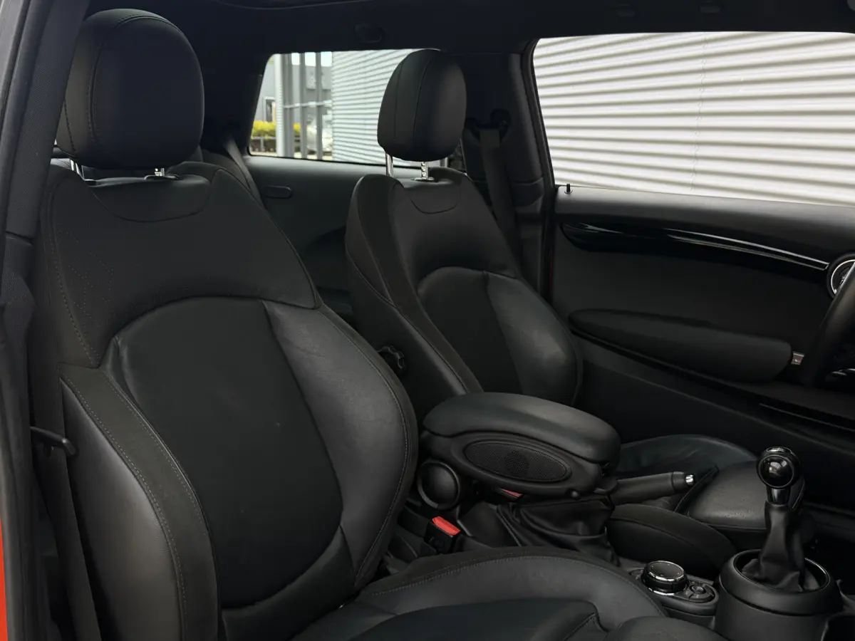 3-Deurs 1.5 Cooper Chili I Pano.dak I Carplay I Leder I Camera I Harman Kardon