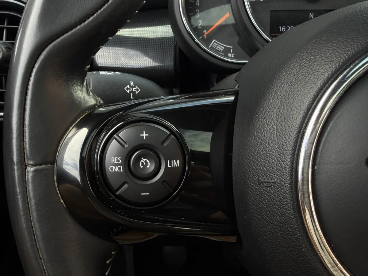 3-Deurs 1.5 Cooper Chili I Pano.dak I Carplay I Leder I Camera I Harman Kardon