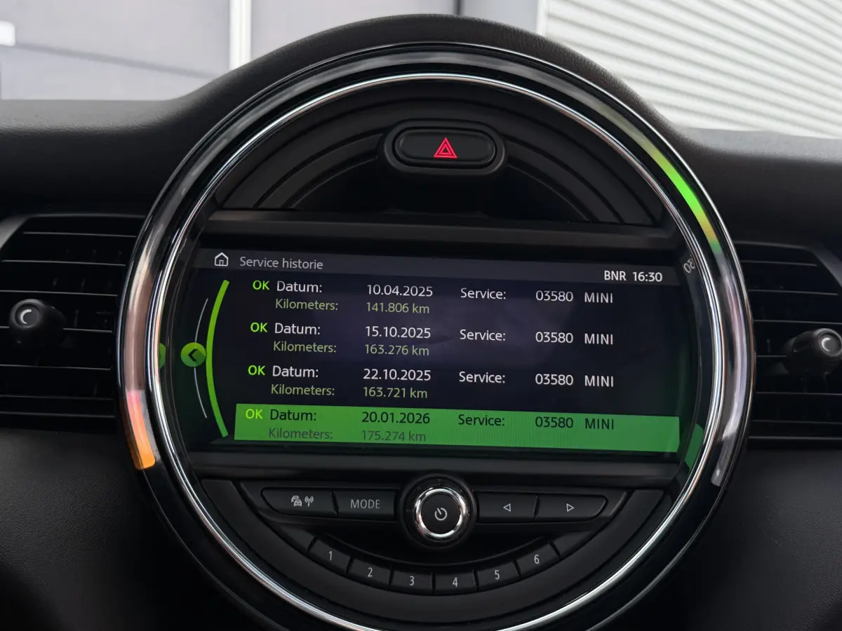 3-Deurs 1.5 Cooper Chili I Pano.dak I Carplay I Leder I Camera I Harman Kardon